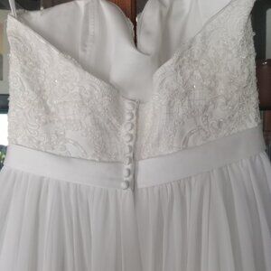 Jacqueline Exclusive Wedding Dress